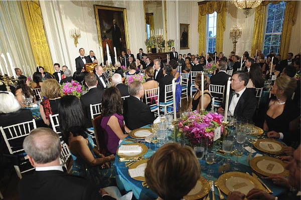 TT Mỹ Obama mở dạ tiệc quốc gia để dãi đồng nhiệm Calderon tại Nhà Trắng ngày 19.5.2010