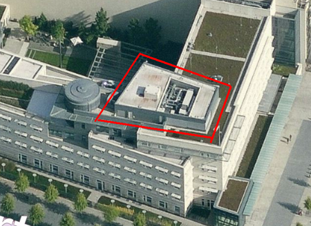 Nóc nhà tòa đại sứ Mỹ ở Berlin bị nghi là cơ sở nghe lén bí mật của nước Đức