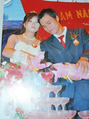 Nghi phạm Lý Nguyễn Chung trong ngày cưới (Ảnh do gia đình Chung cung cấp).