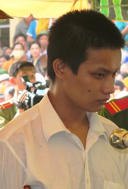 Bị cáo Nguyễn Văn Phong.