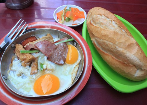 Có nguồn gốc từ Pháp, nhưng bánh mì lại được thế giới biết đến như là món ăn nhanh nổi tiếng của người Việt.