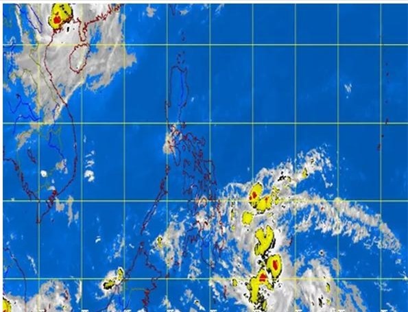 Ảnh vệ tinh về vùng biển Philippines về hướng đi của áp thấp nhiệt đới, nguy cơ thành bão mới