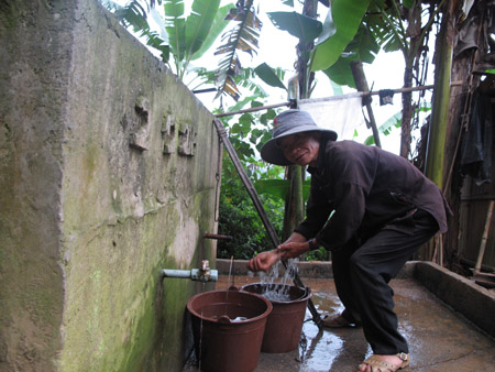Người dân xã Bản Phố, huyện Bắc Hà (Lào Cai) đã có nước hợp vệ sinh.