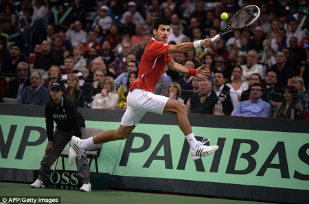 Một mình sự xuất sắc của Djokovic là không đủ