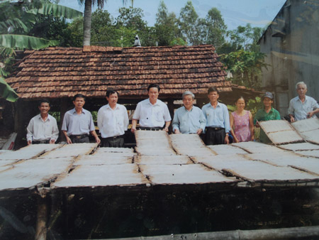Nghề làm bánh phở sắn ở Quế Sơn vừa được công nhận là Làng nghề của tỉnh Quảng Nam.