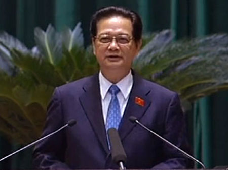 Thủ tướng Nguyễn Tấn Dũng trả lời chất vấn trước Quốc hội.