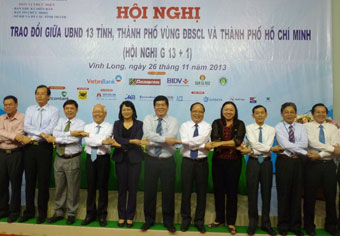 Lãnh đạo Ban chỉ đạo Tây Nam Bộ, TP Hồ Chí Minh, các tỉnh, thành ĐBSCL quyết tâm hợp tác, liên kết cùng phát triển.  (Nguồn ảnh: Báo Cần Thơ)