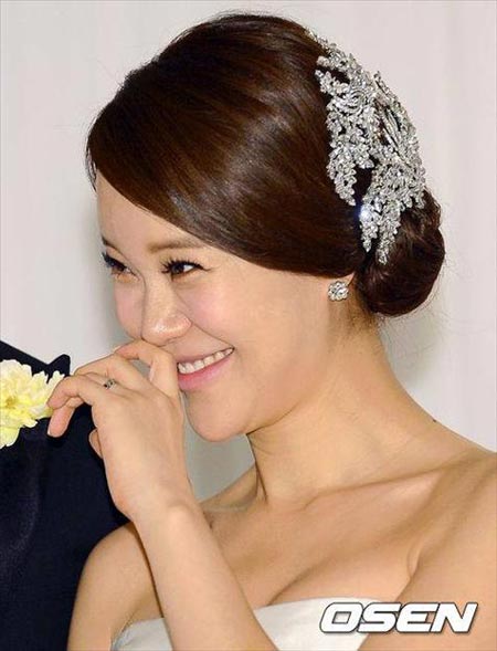 Baek Ji Young