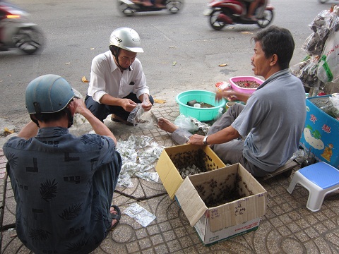 Gần 15 năm nay, góc phố này tạo nên nét đặc biệt riêng của Sài Gòn