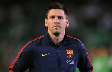 Messi dùng Chelsea để đe dọa Barcelona về việc tái ký hợp đồng