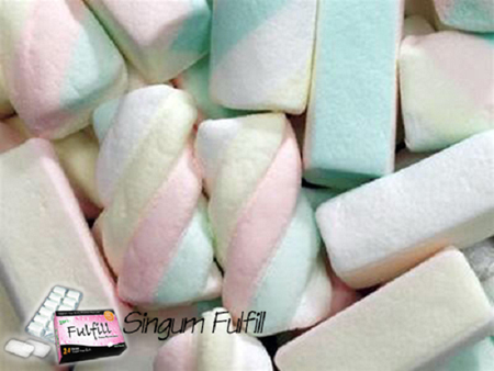 Một số loại kẹo kích thích cũng được giới trẻ sử dụng.