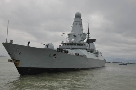 Tàu HMS Daring là chiến hạm đầu tiên trong lô 6 chiếc mà Hải quân Anh đã đặt hàng được trang bị công nghệ mới cùng hệ thống radar hải quân tối tân nhất thế giới, có khả năng phát hiện đồng thời các mối đe dọa từ tên lửa và máy bay chiến đấu