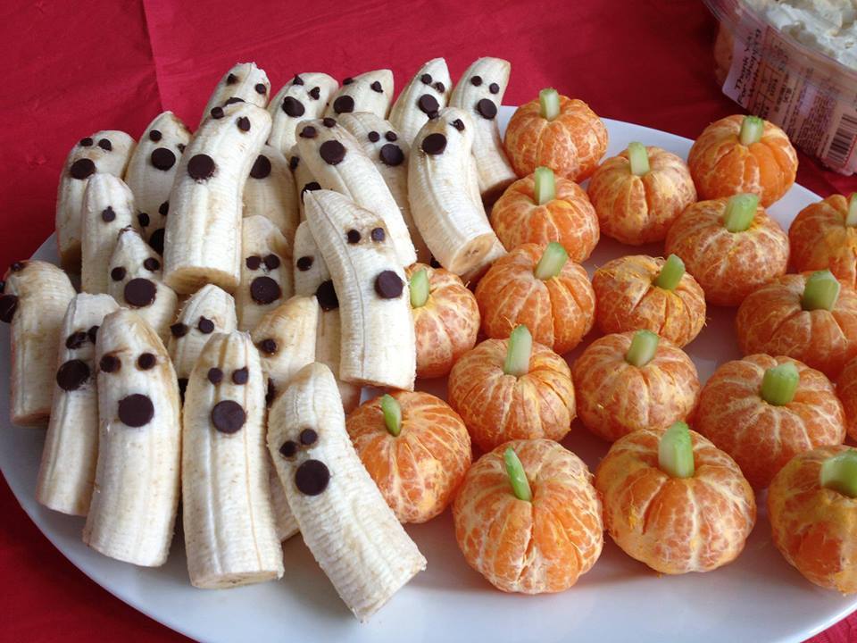 Những mẹo trang trí hoa quả đơn giản cho Halloween