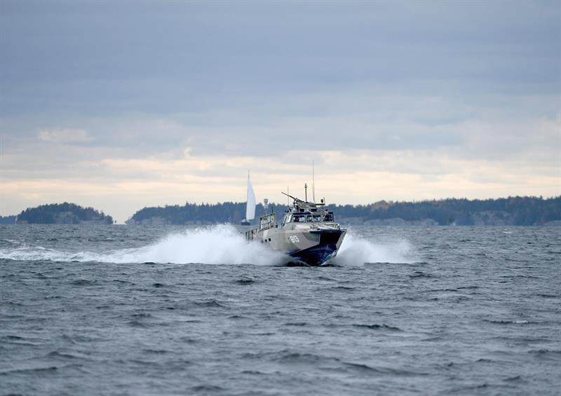 tàu lạ, tàu ngầm, Baltic