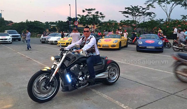 Harley-Davidson độ lạ mắt.