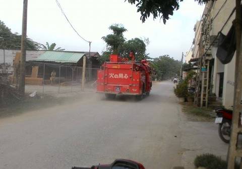 Hà Nội: Nổ lớn, khói đen nghi ngút tại nhà máy thuộc Bộ Công an