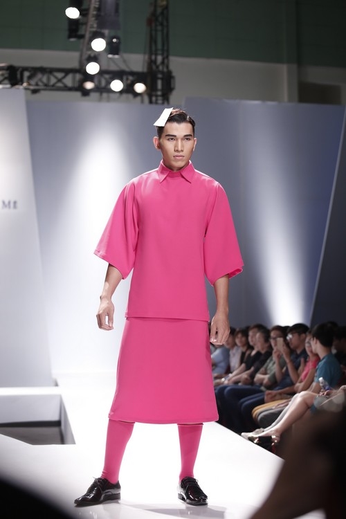 Gucci bán váy cho nam giới với giá 2200 USD  Mặc đẹp
