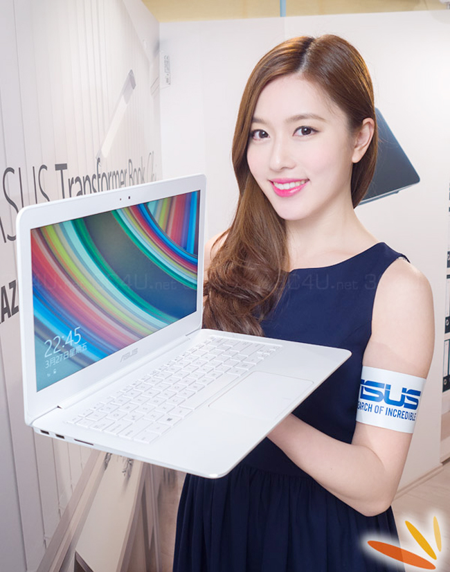 nhung my nu rang ngoi ben laptop hinh anh 3