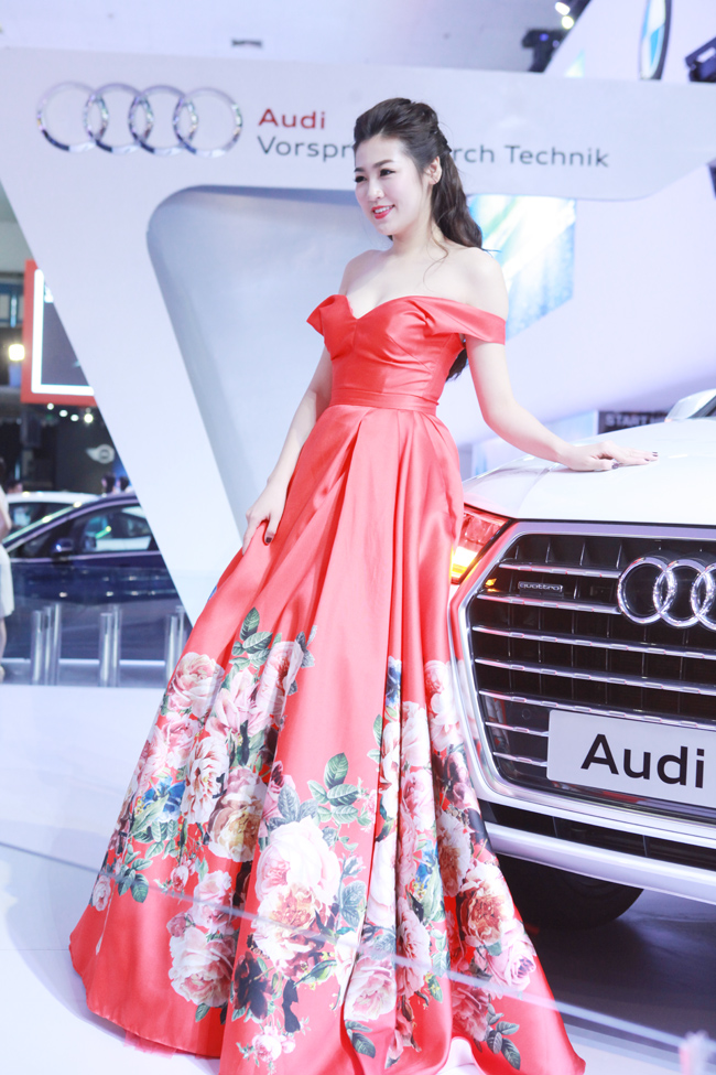 ngam cuu hoa hau va a hau rang ro ben audi q7 hinh anh 5