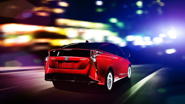 lo chi tiet mau xe cong nghe cao toyota prius 2016 hinh anh 3