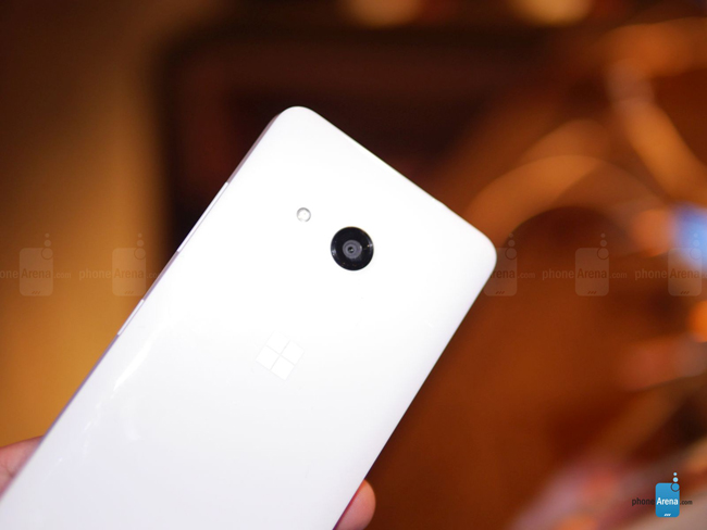 tren tay smartphone gia re lumia 550 hinh anh 7