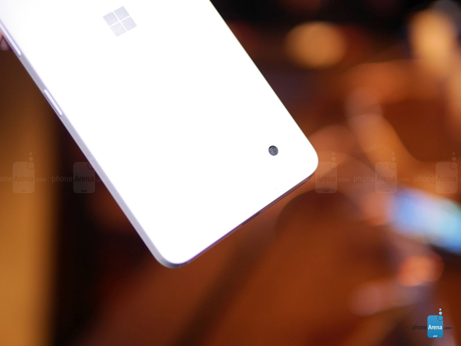 tren tay smartphone gia re lumia 550 hinh anh 8