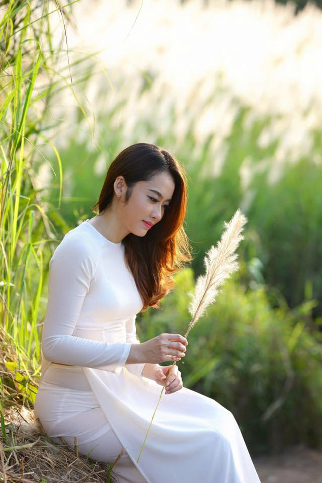 hot girl lao bi nham tuong gai viet khi mac ao dai hinh anh 9