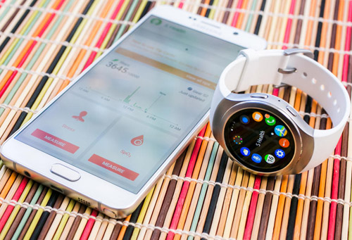 Đánh Giá Samsung Gear S2: Dáng Đẹp, Thiết Kế Xoay Siêu “Độc”