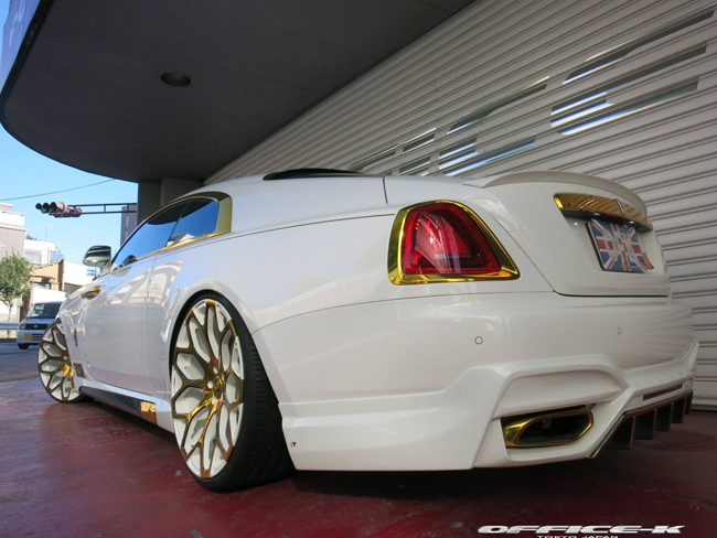 OfficeK Reveals White and Gold RollsRoyce Wraith  GTspirit