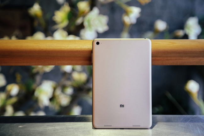 ngam tablet xiaomi mi pad 2 thiet ke dep, gia 4,5 trieu dong hinh anh 3