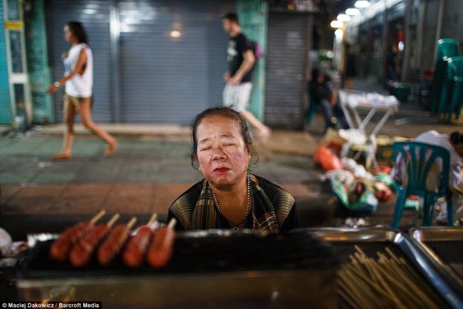 cuoc song nao nhiet ve dem tai pho du lich o bangkok hinh anh 20