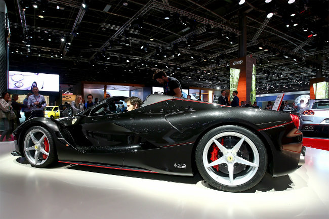 sieu xe ferrari laferrari aperta gia 58,4 ty dong chay hang hinh anh 13