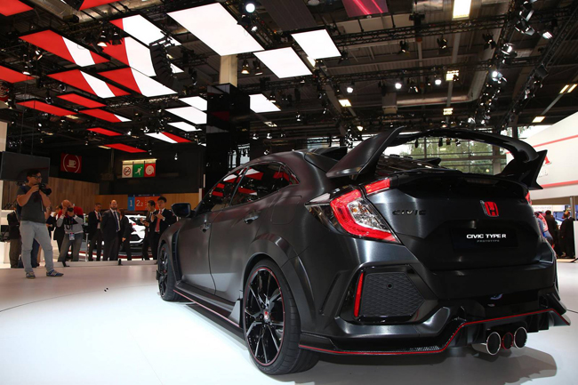 ngam honda civic type r: manh me kieu 