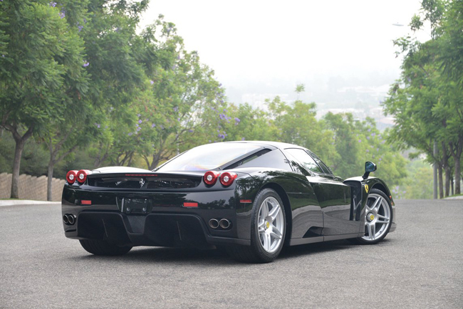 ngam ferrari enzo den bong gia 75,9 ty dong hinh anh 9