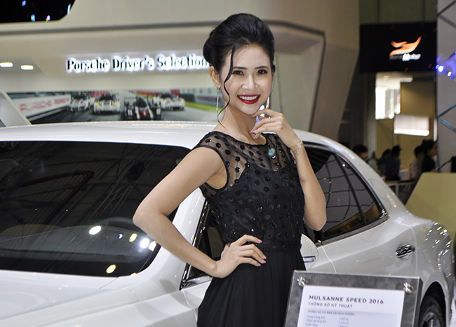 anh: nhung nu pg xinh dep tai trien lam o to motoshow 2016 hinh anh 14