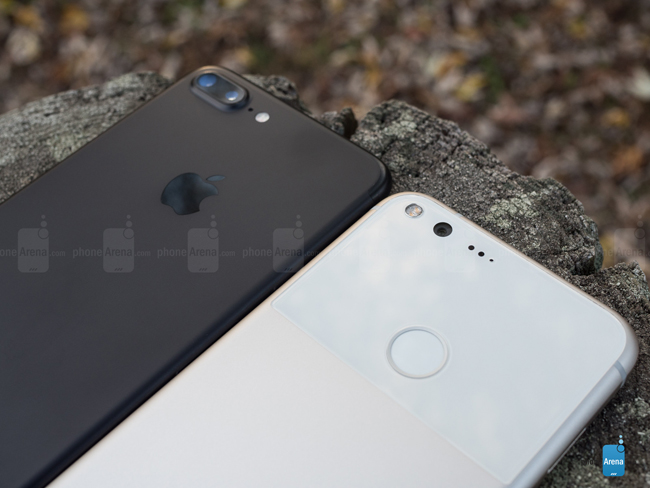 google pixel xl lieu co xung voi iphone 7 plus hinh anh 10