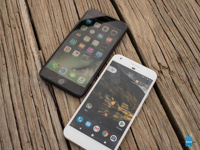 google pixel xl lieu co xung voi iphone 7 plus hinh anh 3