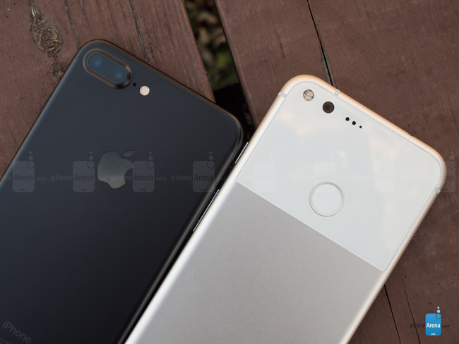 google pixel xl lieu co xung voi iphone 7 plus hinh anh 6