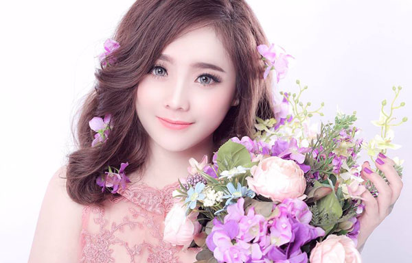 Hot girl xinh đẹp nhất Biên Hòa gây choáng với thu nhập khủng mỗi tháng
