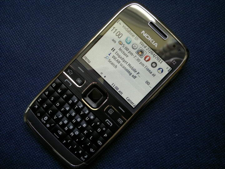 "Hoài cổ" những mẫu điện thoại bàn phím QWERTY lừng danh của Nokia