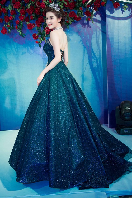 25 mẫu váy dạ hội dài đẹp nhất thế giới  Thời trang  Việt Giải Trí