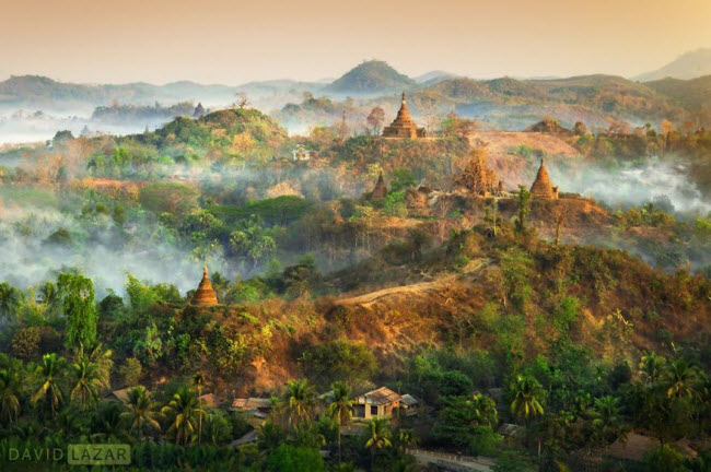 Myanmar: Hình ảnh đẹp như tranh vẽ về đất nước Myanmar sẽ khiến bạn trầm trồ. Đến và thưởng thức những cảnh đẹp nơi đây để khám phá những đường cong, đồi núi, ngôi chùa linh thiêng và những bức tường thành cổ kính.