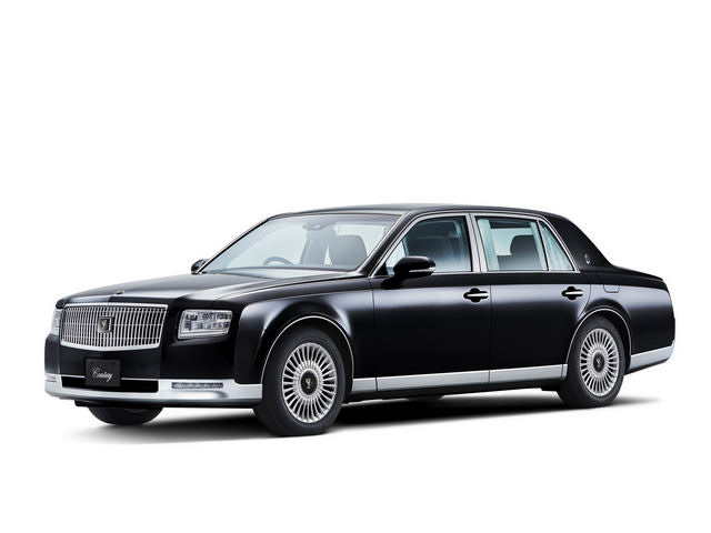 Soi siêu SUV RollsRoyce Cullinan limousine bọc thép trị giá 2 triệu USD   CafeAutoVn