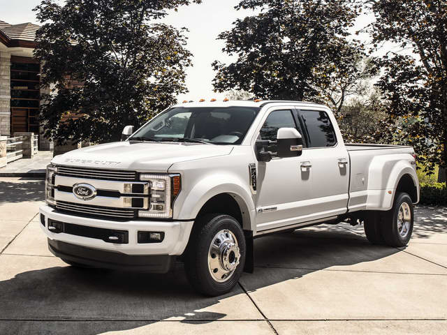 Bán Tải Cao Cấp Ford F-450 Limited Có Giá 2 Tỷ Đồng