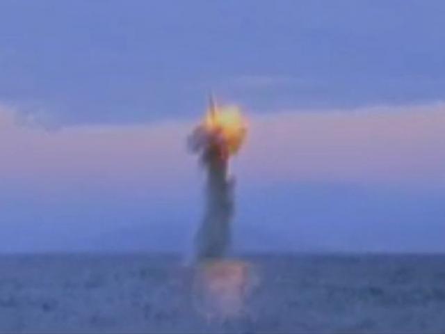 Tình báo Mỹ: Triều Tiên đóng tàu ngầm tên lửa đạn đạo cỡ lớn