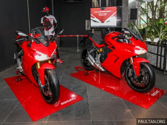 Ducati SuperSport 2017 có giá từ 435 triệu đồng