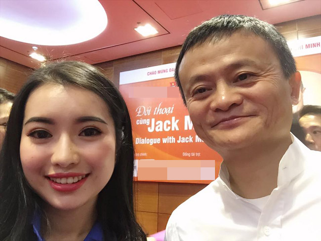 nu sinh xinh dep duoc doi thoai cung jack ma la ai? hinh anh 1