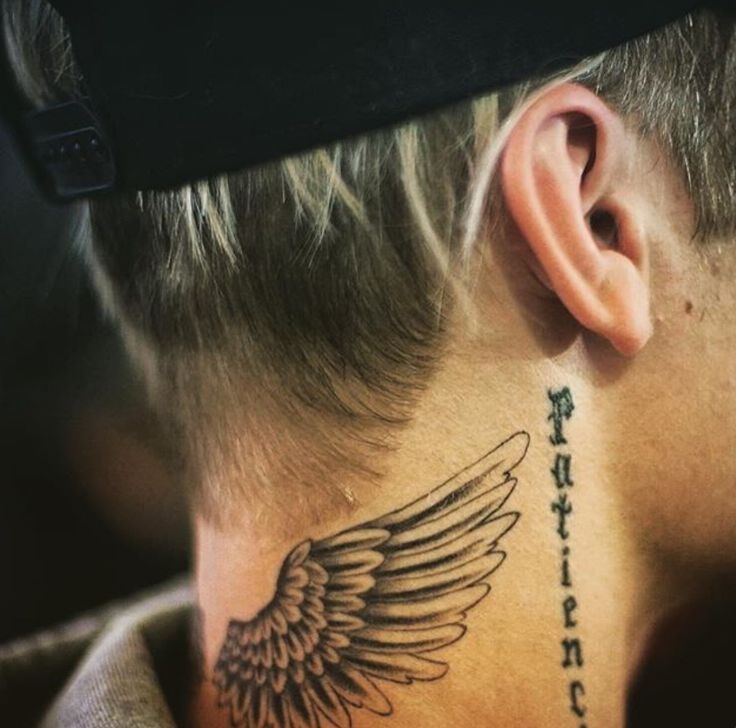 Justin Bieber xăm hình đôi mắt của mẹ lên tay  Justin bieber eye tattoo  Justin bieber tattoos Eye tattoo