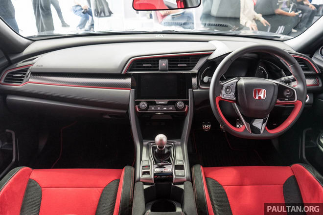 Giá Cao, Honda Civic Type R 2017 Vẫn Ăn Khách Bất Ngờ