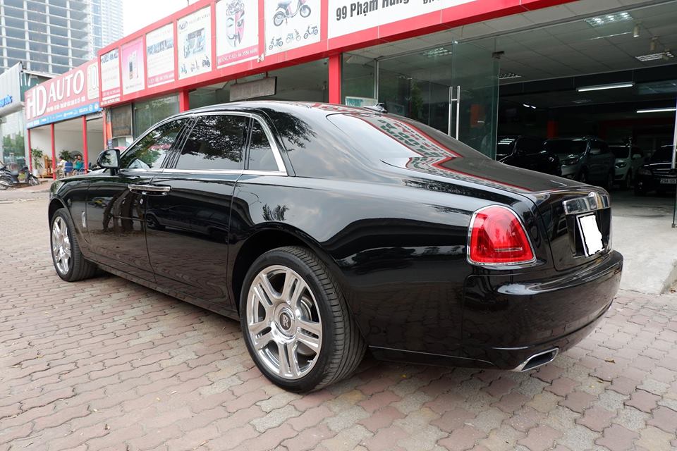 Lên sàn xe cũ RollsRoyce Ghost vẫn đắt ngang 2 chiếc MercedesBenz  SClass đập hộp